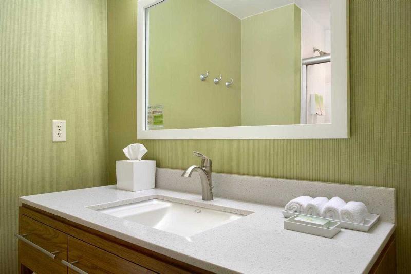 Home2 Suites By Hilton Edison Exterior photo